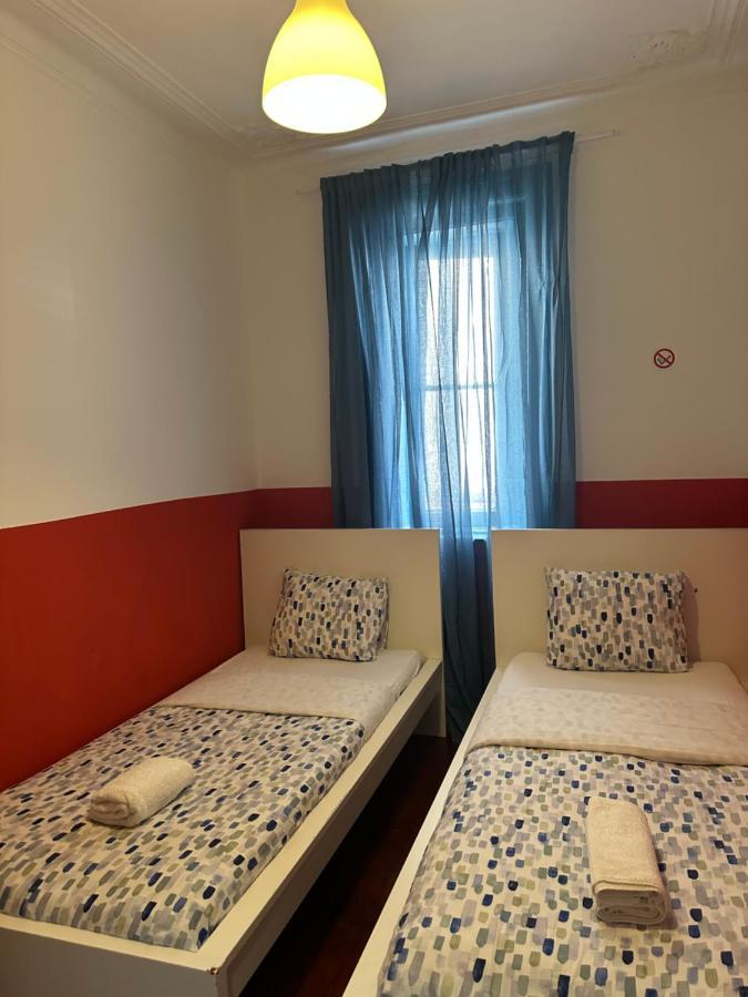Shangri-La Hostel Anjos 2*
